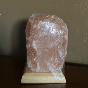 NEW Natural Pink Himalayan Salt Lamp